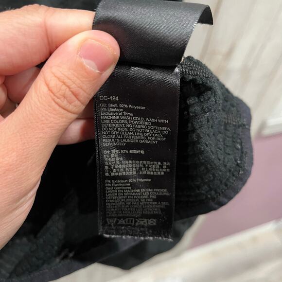 Marmot Black Half Zip Lightweight Pullover Thumb Holes Womens Small - Picture 5 of 9